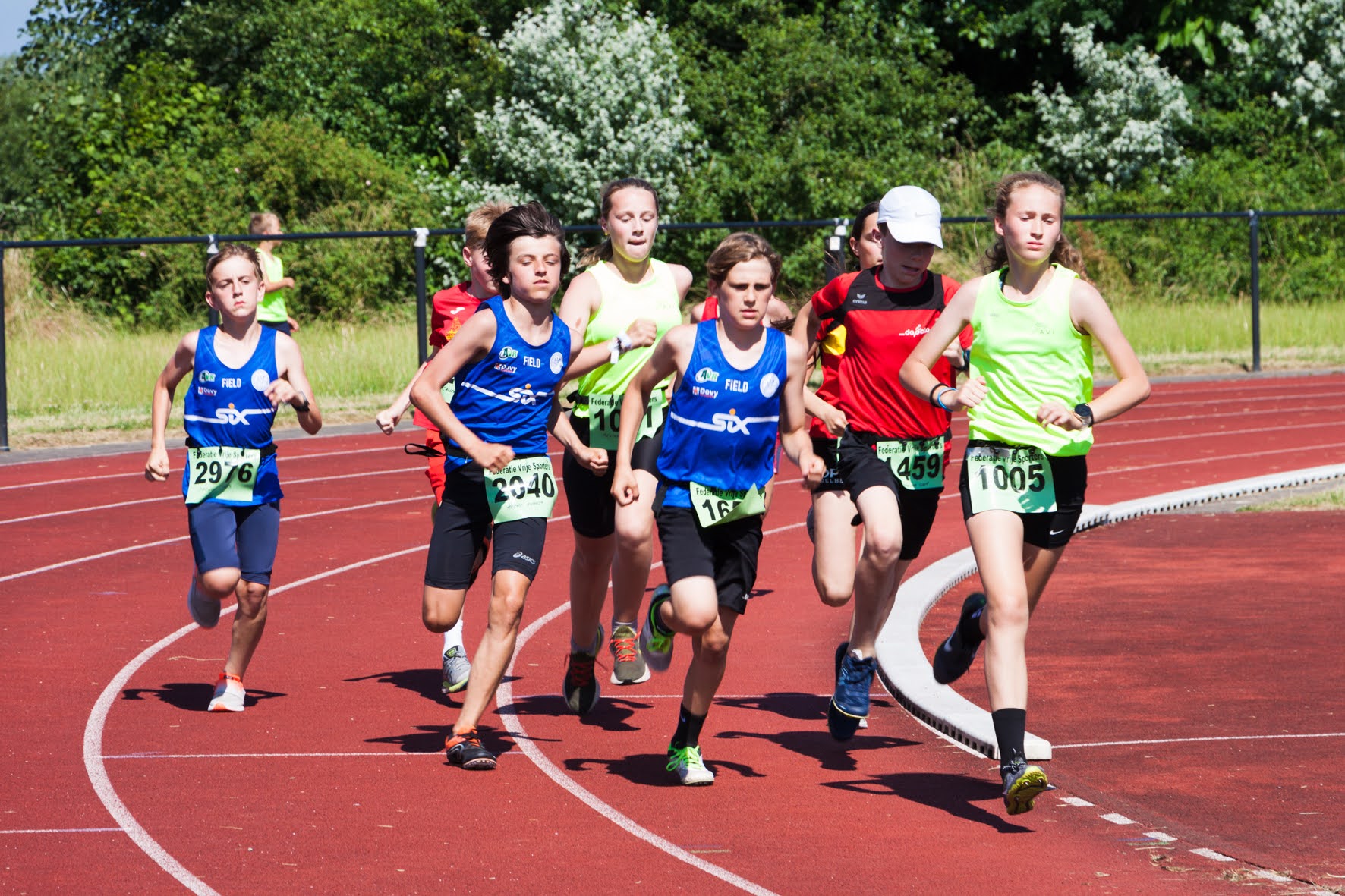 Atleten van AC Staden tijdens training